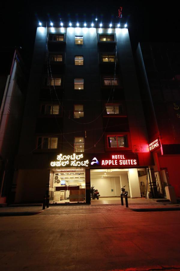 Hotel Apple Suites Бангалор Екстериор снимка